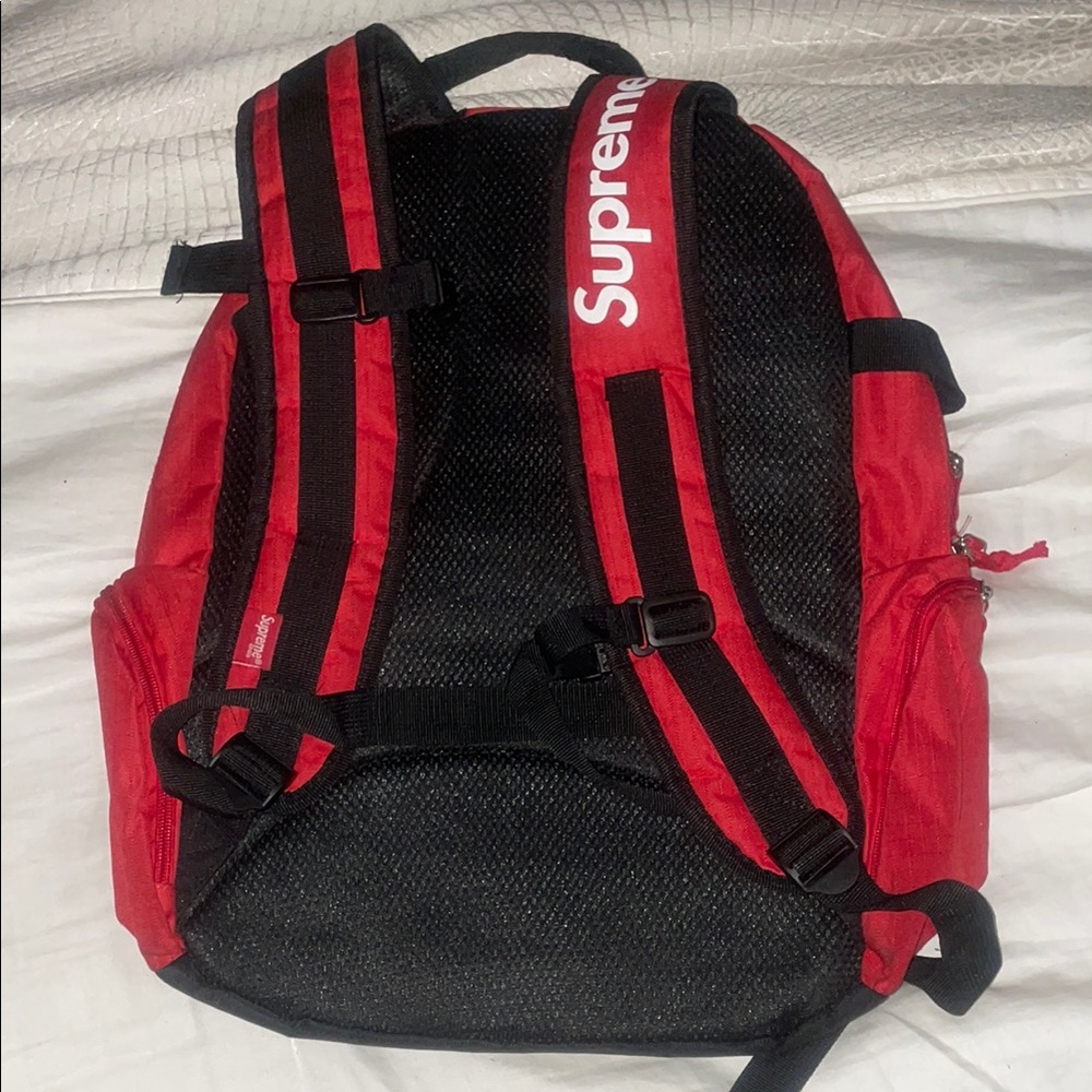Supreme Red Backpack Iconic Design - image 2